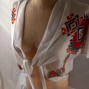 [Love Scene] Beautiful Wrap Top Ties In Front Aztec Print Size Medium